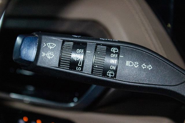 Used 2025 GMC Yukon XL Denali image 26