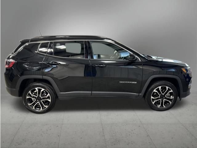 Used 2023 Jeep Compass Limited AWD/4WD image 6