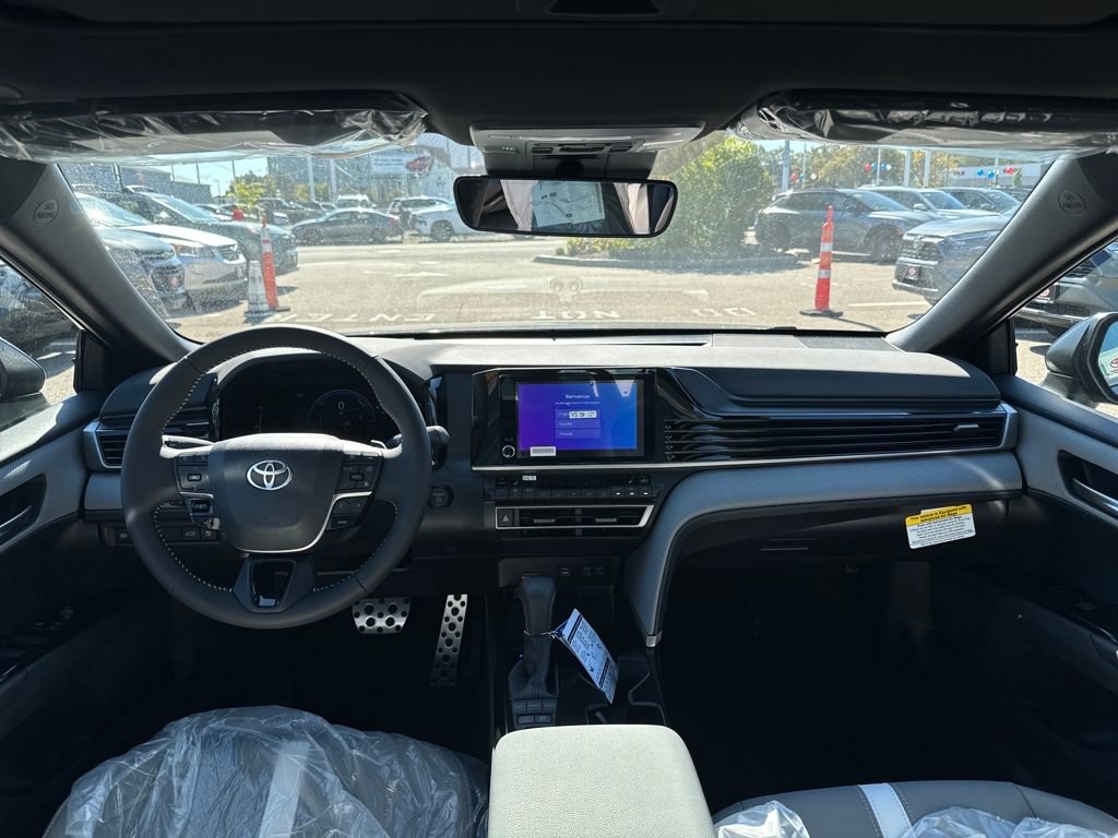New 2026 Toyota Camry SE image 10