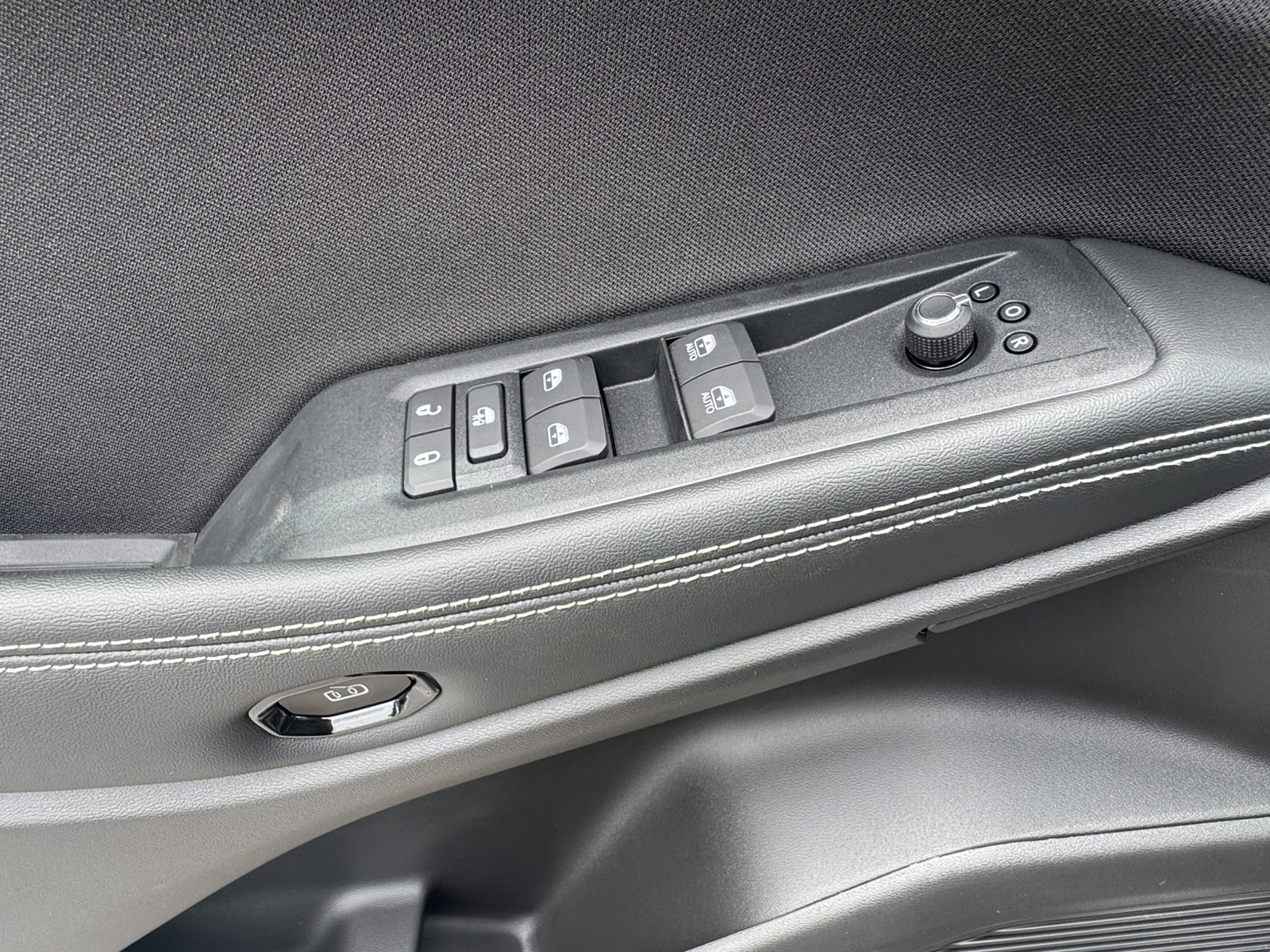 New 2026 Jeep Cherokee Laredo AWD/4WD image 12