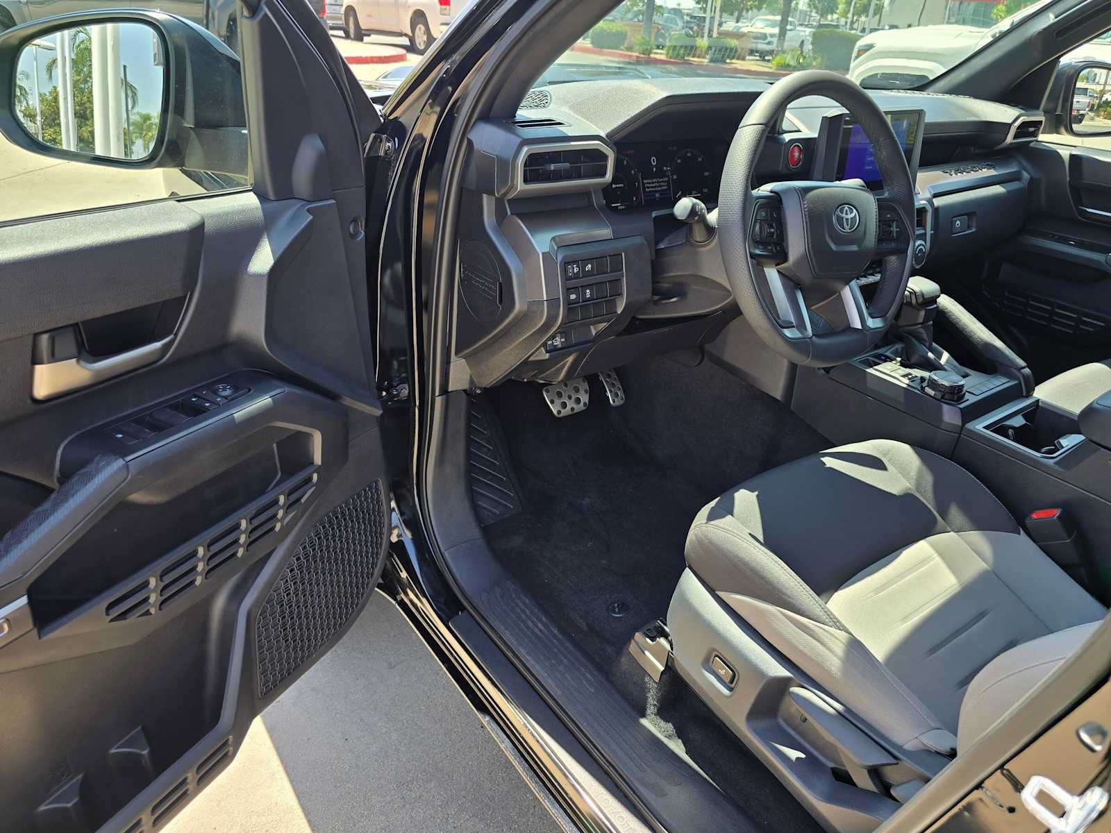 Certified 2025 Toyota Tacoma TRD Sport AWD/4WD image 19