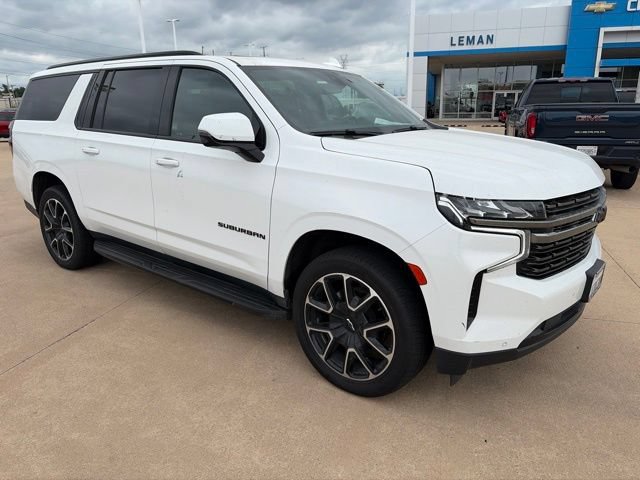 Used 2022 Chevrolet Suburban RST w/ Sport Performance Package AWD/4WD image 2