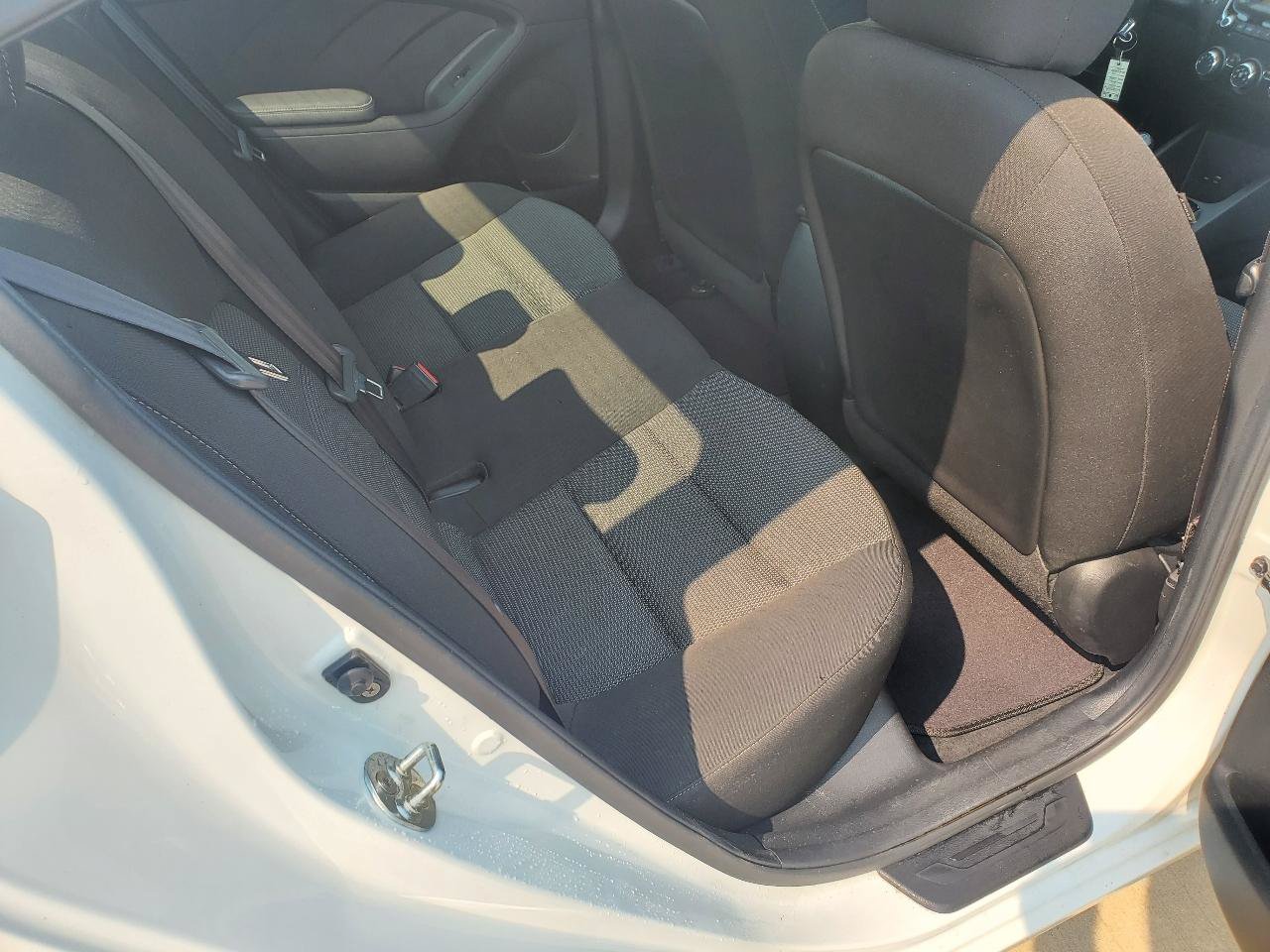 Used 2017 Kia Forte LX FWD image 7