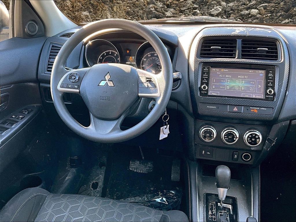 Used 2022 Mitsubishi Outlander Sport ES image 5