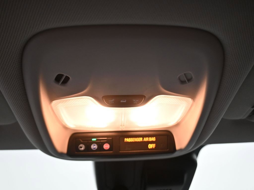 Used 2025 Chevrolet TrailBlazer LT image 11