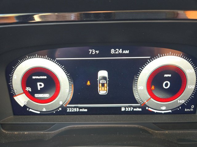 Used 2024 Nissan Pathfinder Platinum FWD image 18