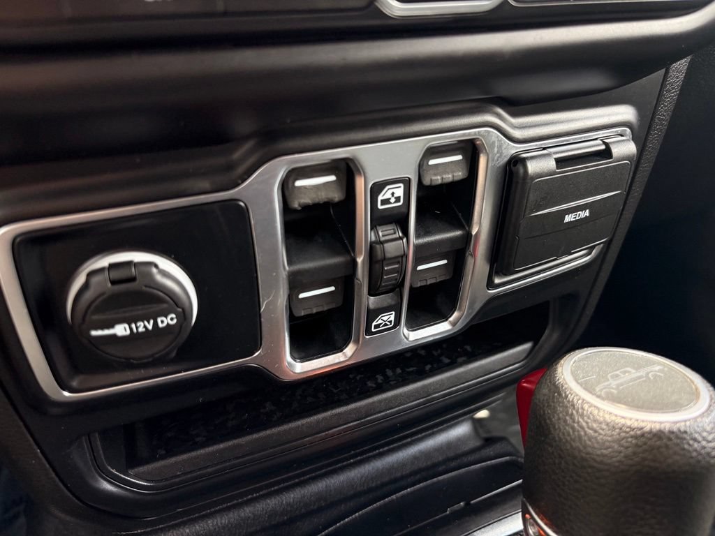Used 2020 Jeep Gladiator Sport w/ Quick Order Package 24S AWD/4WD image 19