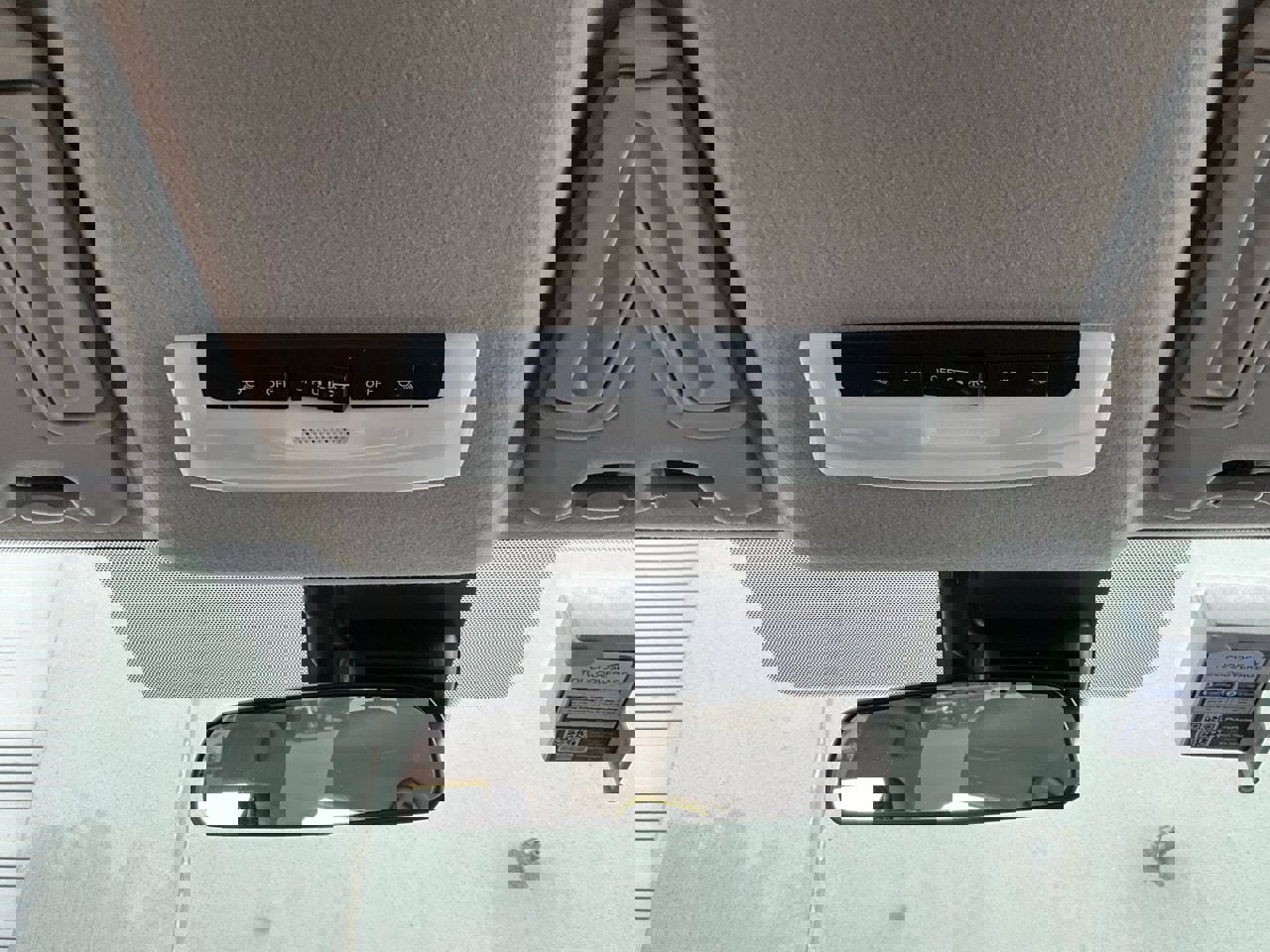 Used 2025 Nissan Versa SV image 15