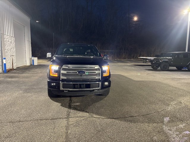 Used 2016 Ford F150 Platinum w/ Equipment Group 701A Luxury image 3