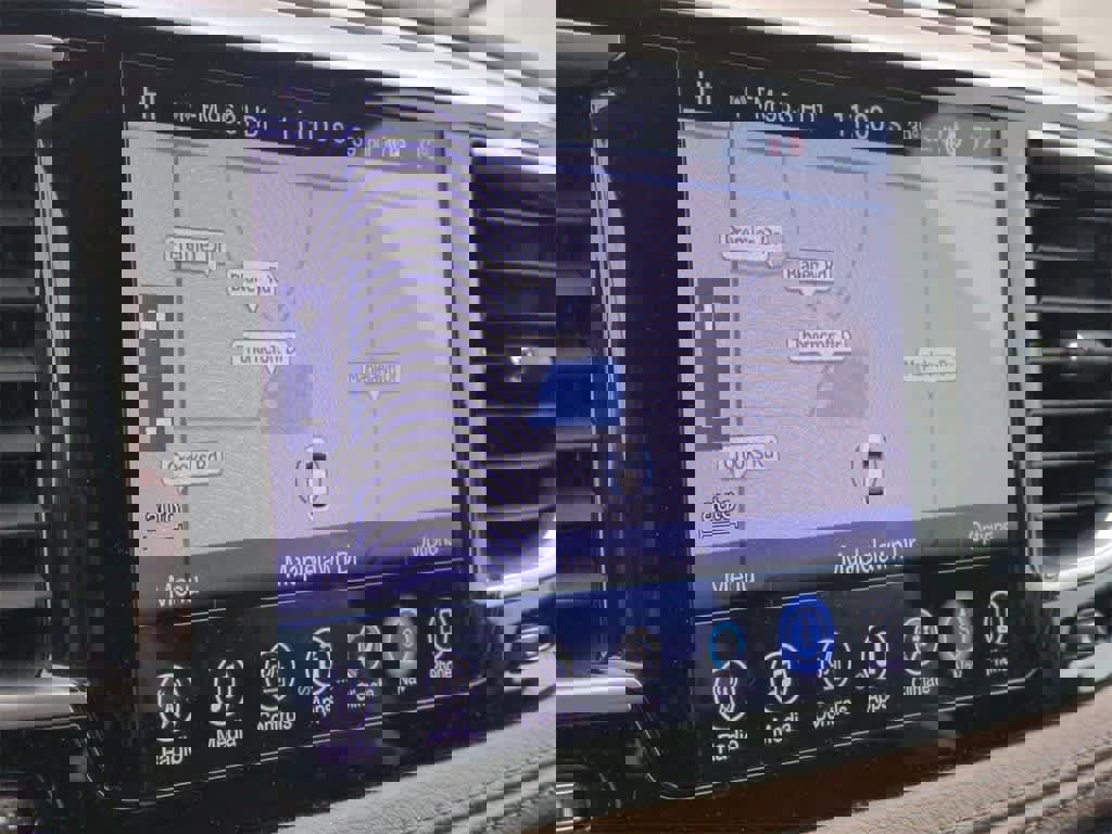 Used 2017 Chrysler Pacifica Limited image 28