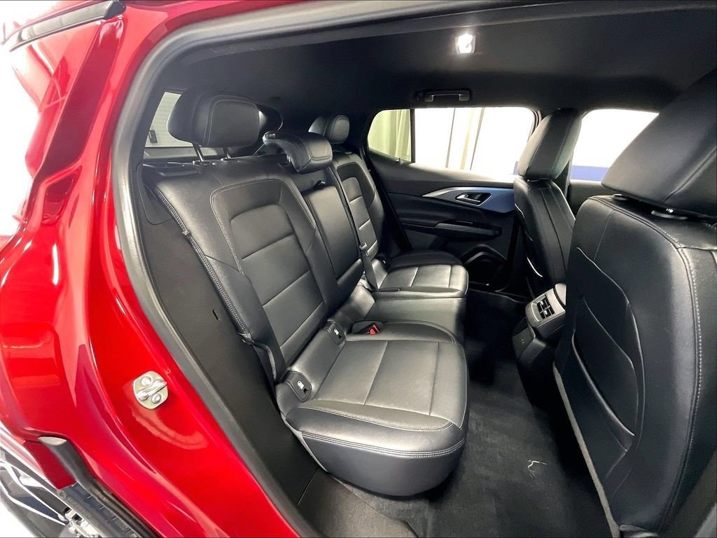 Used 2024 Chevrolet Equinox EV LT FWD image 16