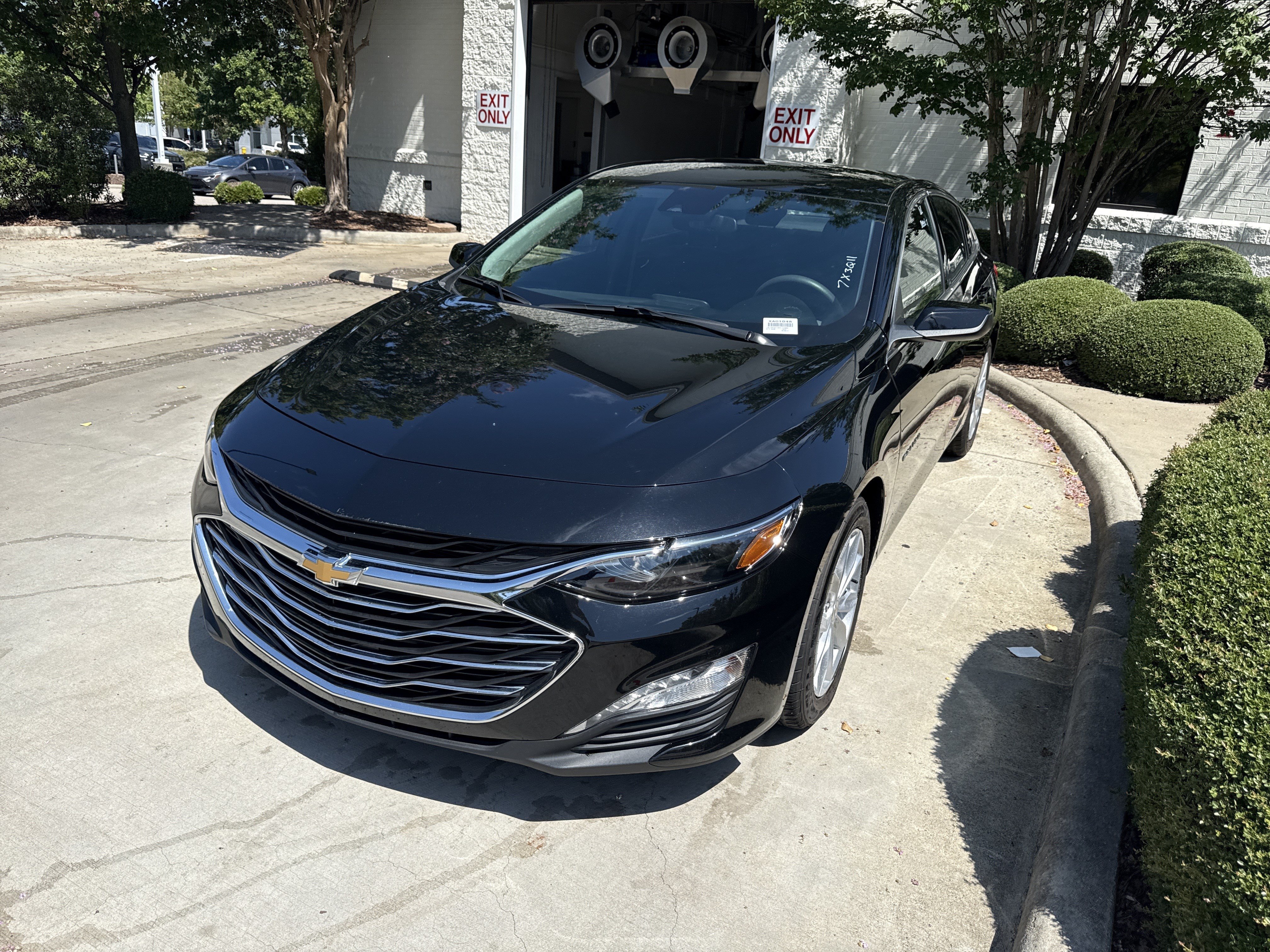 Used 2025 Chevrolet Malibu LT FWD image 36