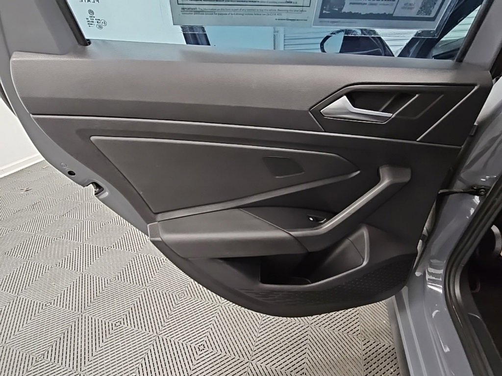 Used 2020 Volkswagen Jetta GLI Autobahn w/ GLI Autobahn Black Package image 28