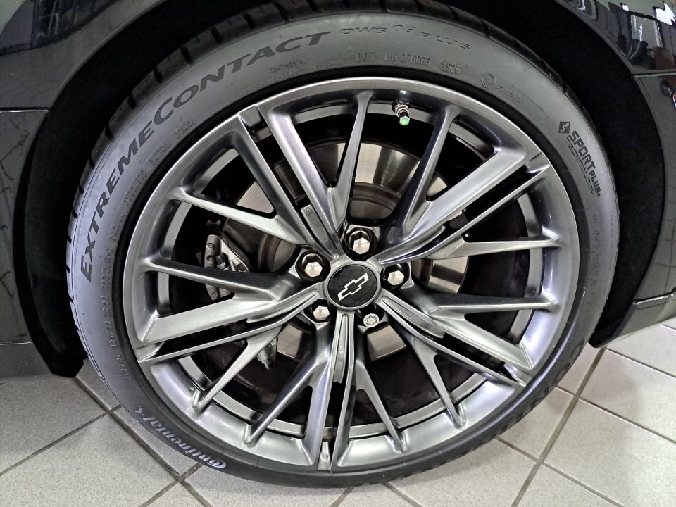 Used 2023 Chevrolet Camaro ZL1 RWD image 21