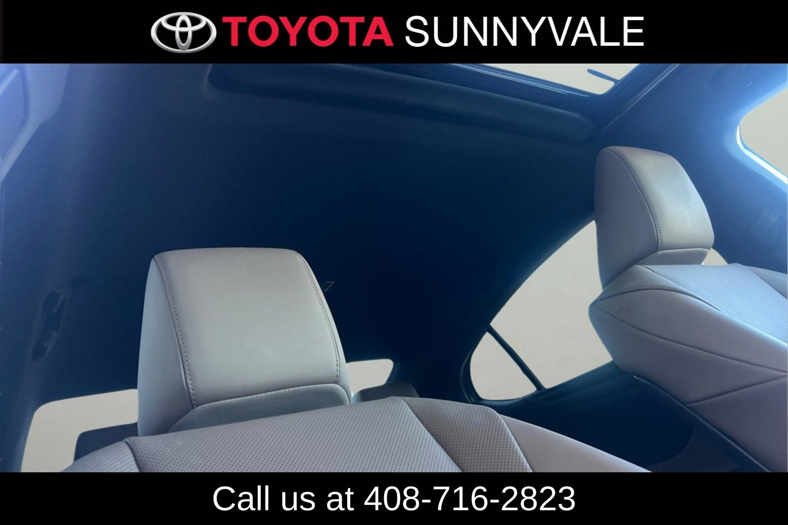 Used 2025 Lexus ES 300h w/ Premium Package image 20