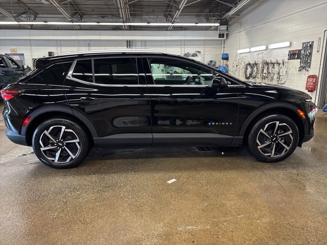 New 2026 Chevrolet Equinox EV LT FWD image 7
