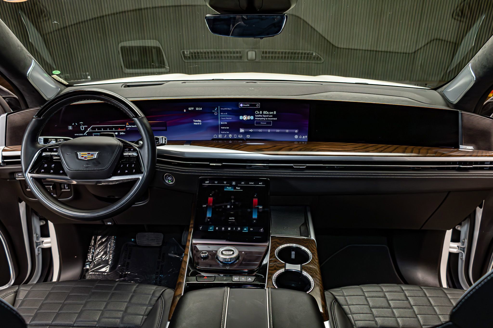 Used 2025 Cadillac Escalade Sport Platinum AWD/4WD image 17