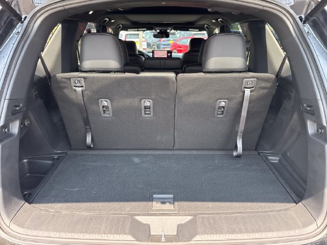 Used 2026 Honda Pilot Black Edition image 15