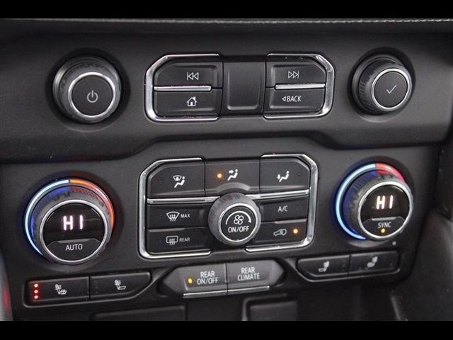 Used 2021 Chevrolet Suburban LT AWD/4WD image 41