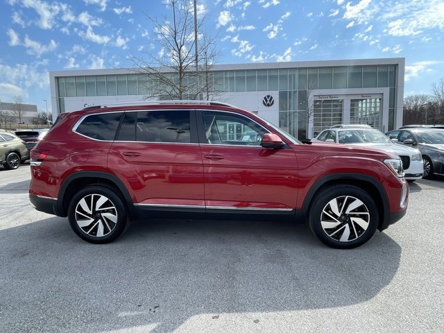 New 2025 Volkswagen Atlas SEL image 8