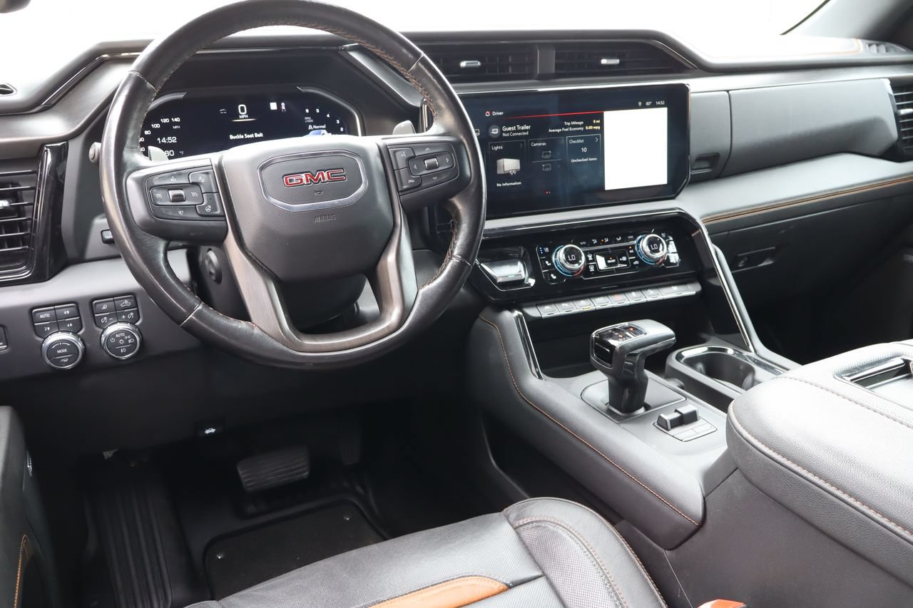 Used 2022 GMC Sierra 1500 AT4 w/ AT4 Premium Package AWD/4WD image 5