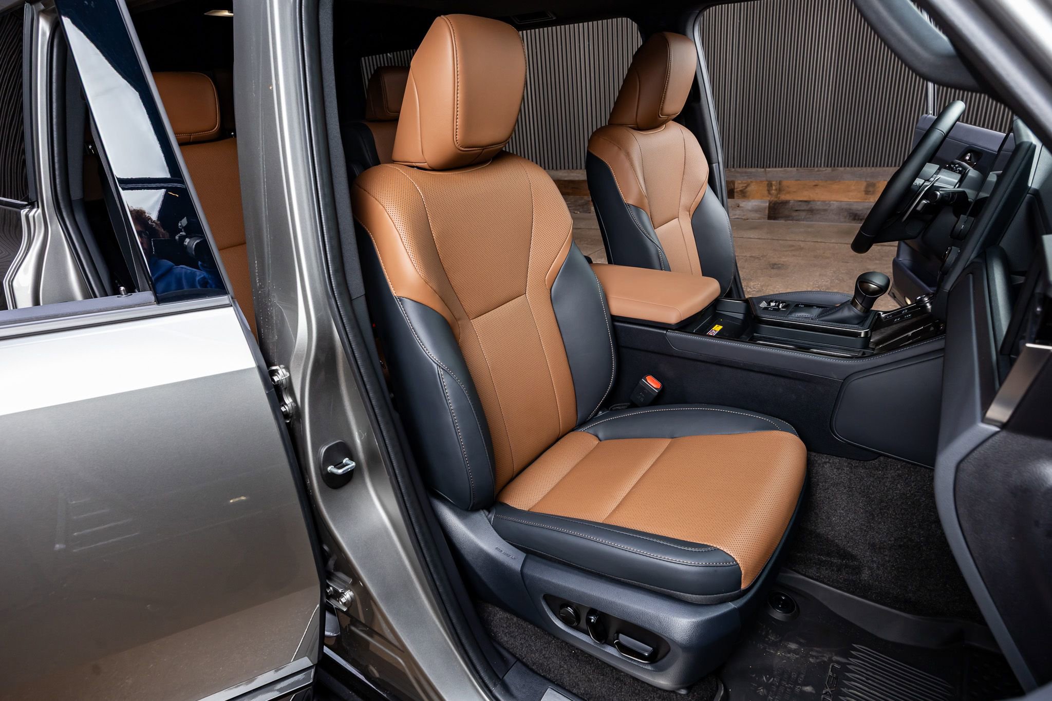 Used 2025 Lexus GX 550 image 31