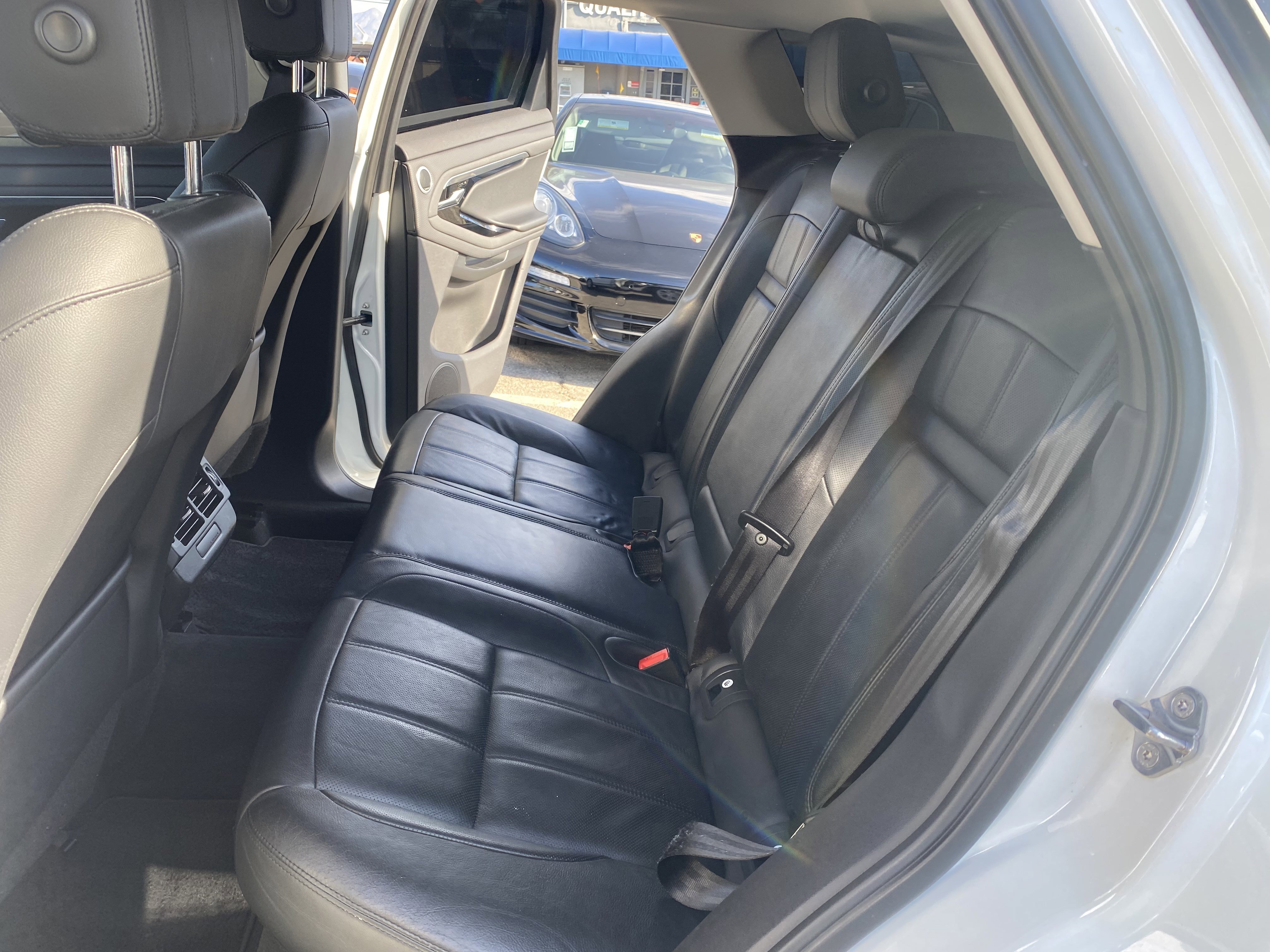 Used 2020 Land Rover Range Rover Evoque S AWD/4WD image 17