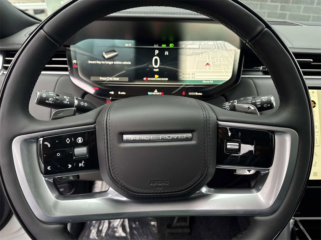 New 2025 Land Rover Range Rover SE image 26