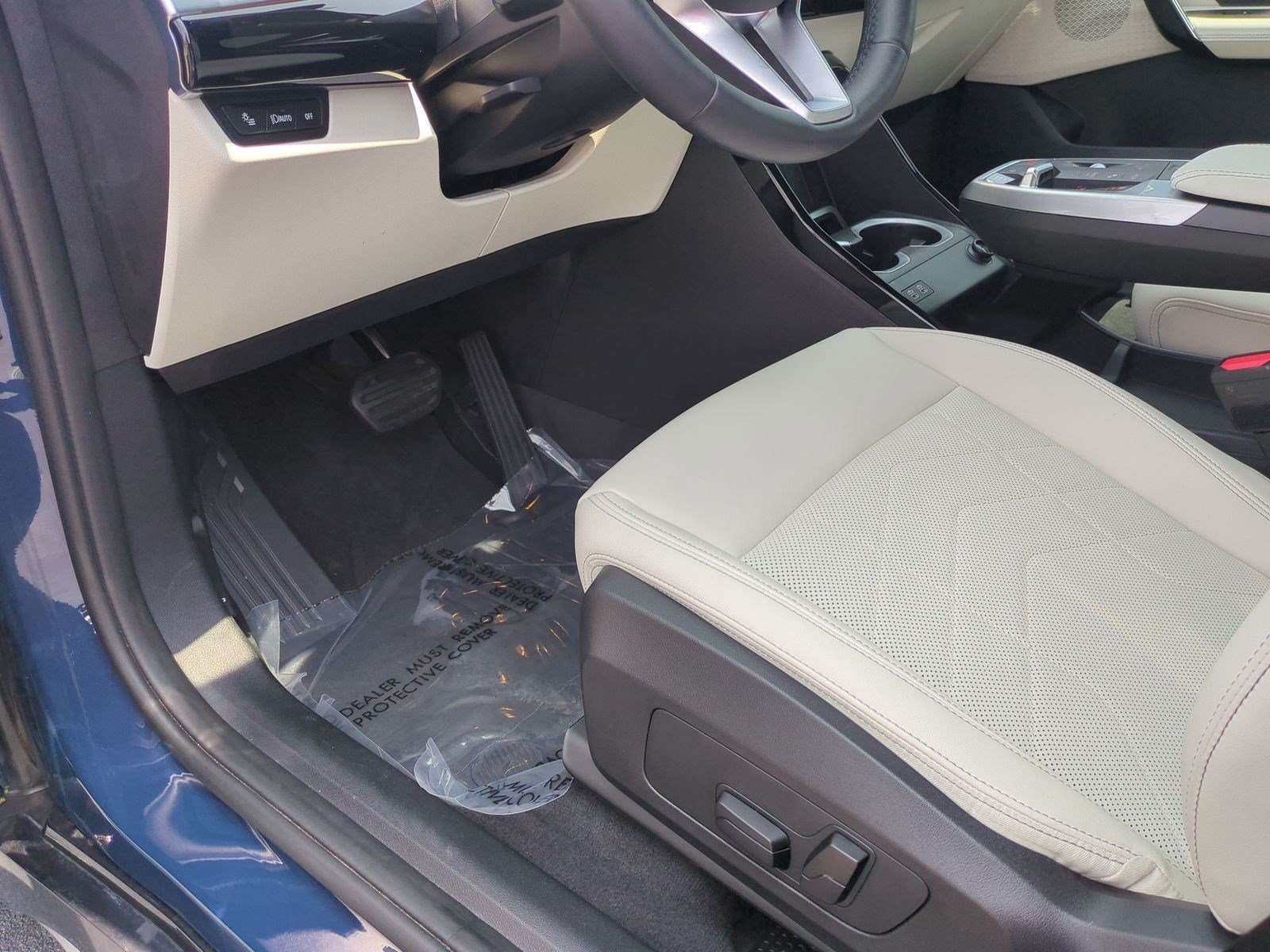 Used 2026 BMW X1 xDrive28i w/ Convenience Package AWD/4WD image 17