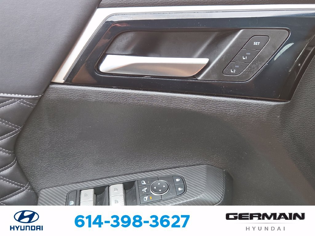 Used 2023 Mitsubishi Outlander SEL AWD/4WD image 26