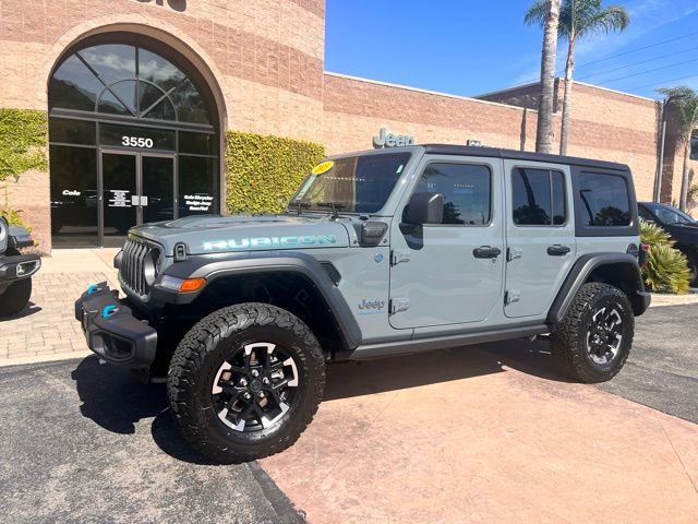 Used 2025 Jeep Wrangler Unlimited Rubicon 4xe w/ Convenience Group image 4