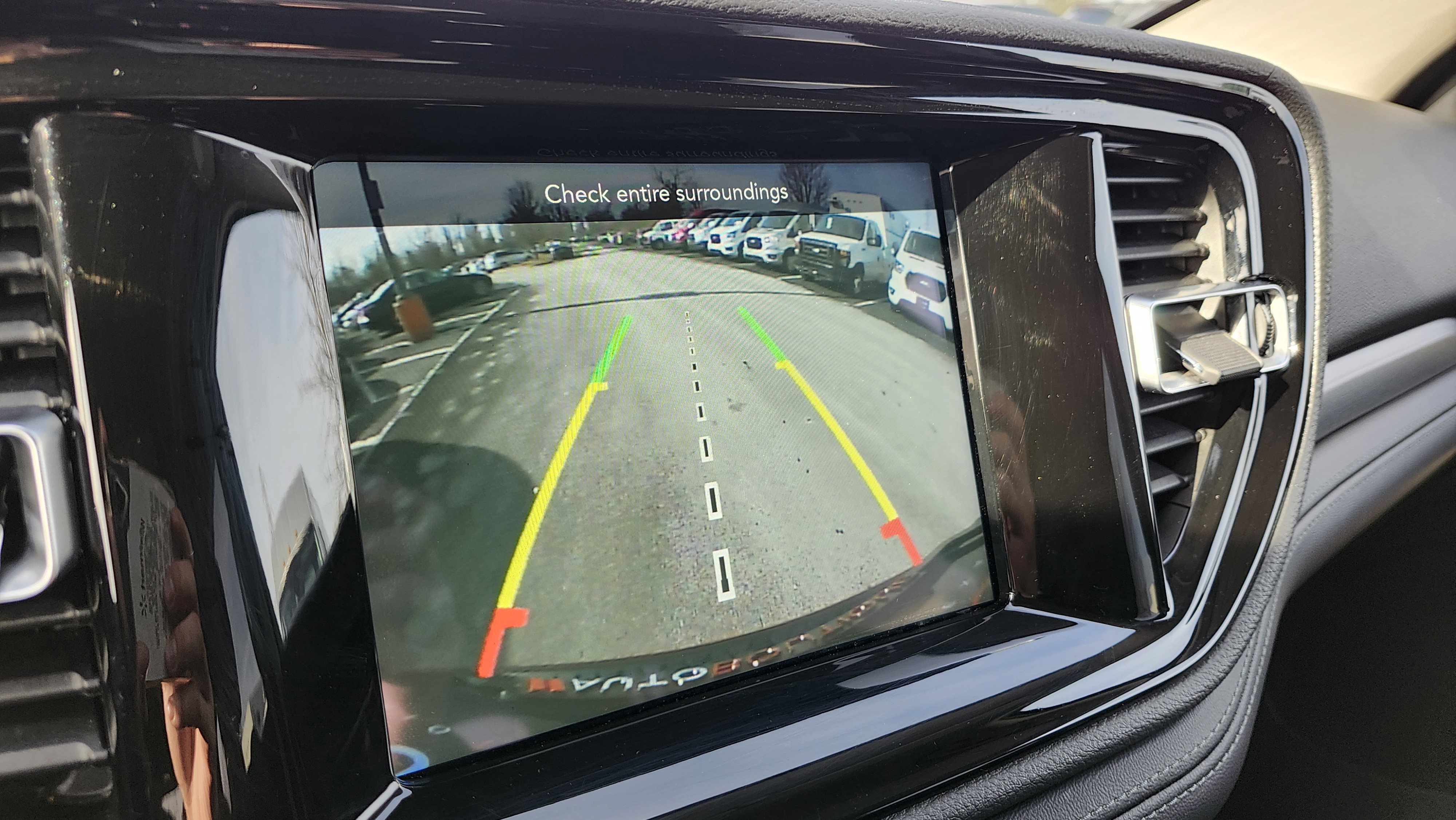 Used 2022 Dodge Durango SXT image 2