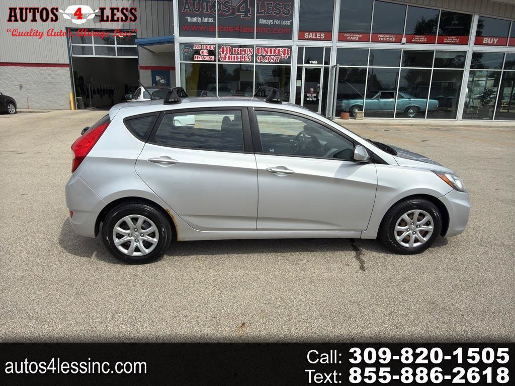 Used 2012 Hyundai Accent GS FWD image 1