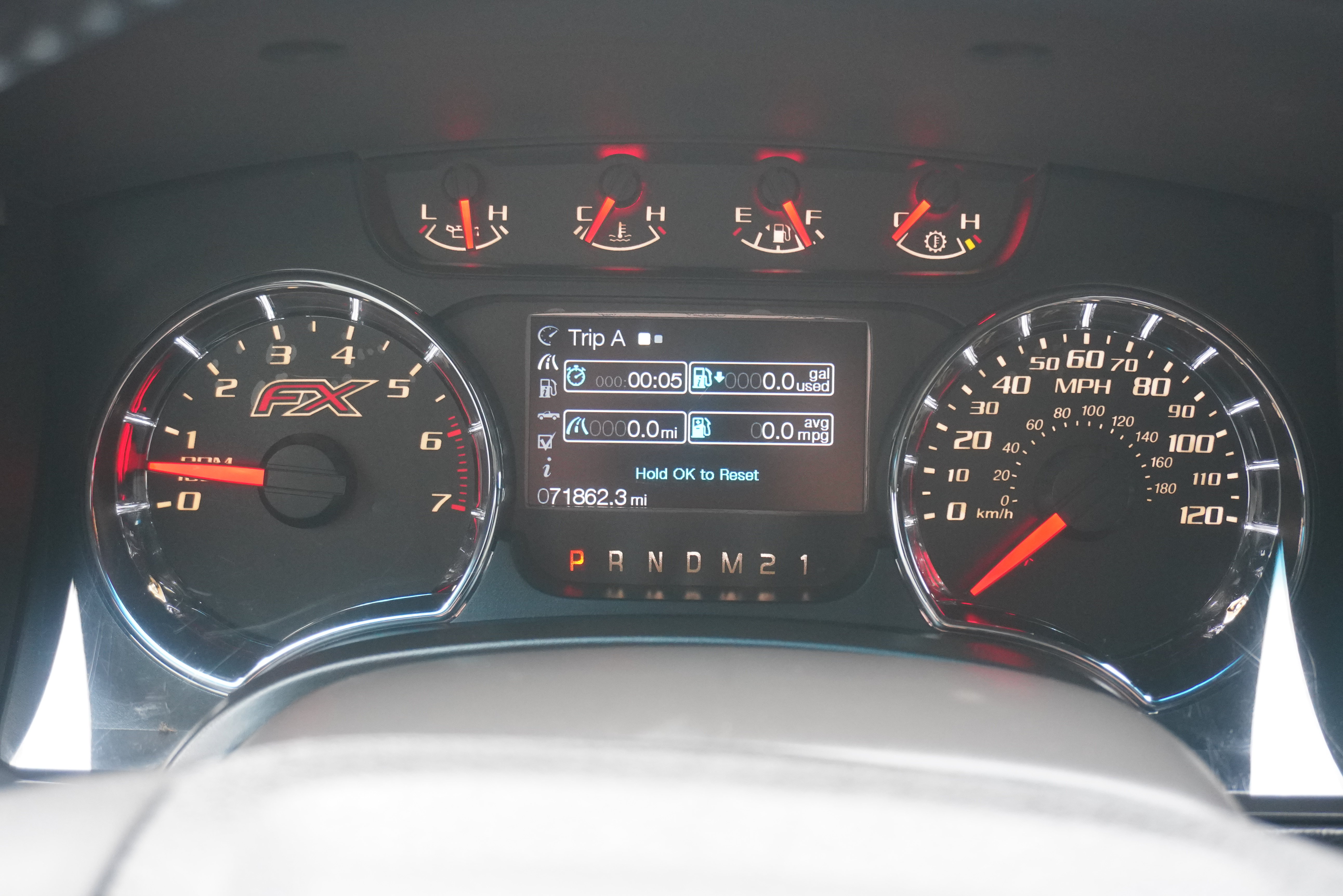 Used 2014 Ford F150 FX4 w/ Equipment Group 402A Luxury AWD/4WD image 19