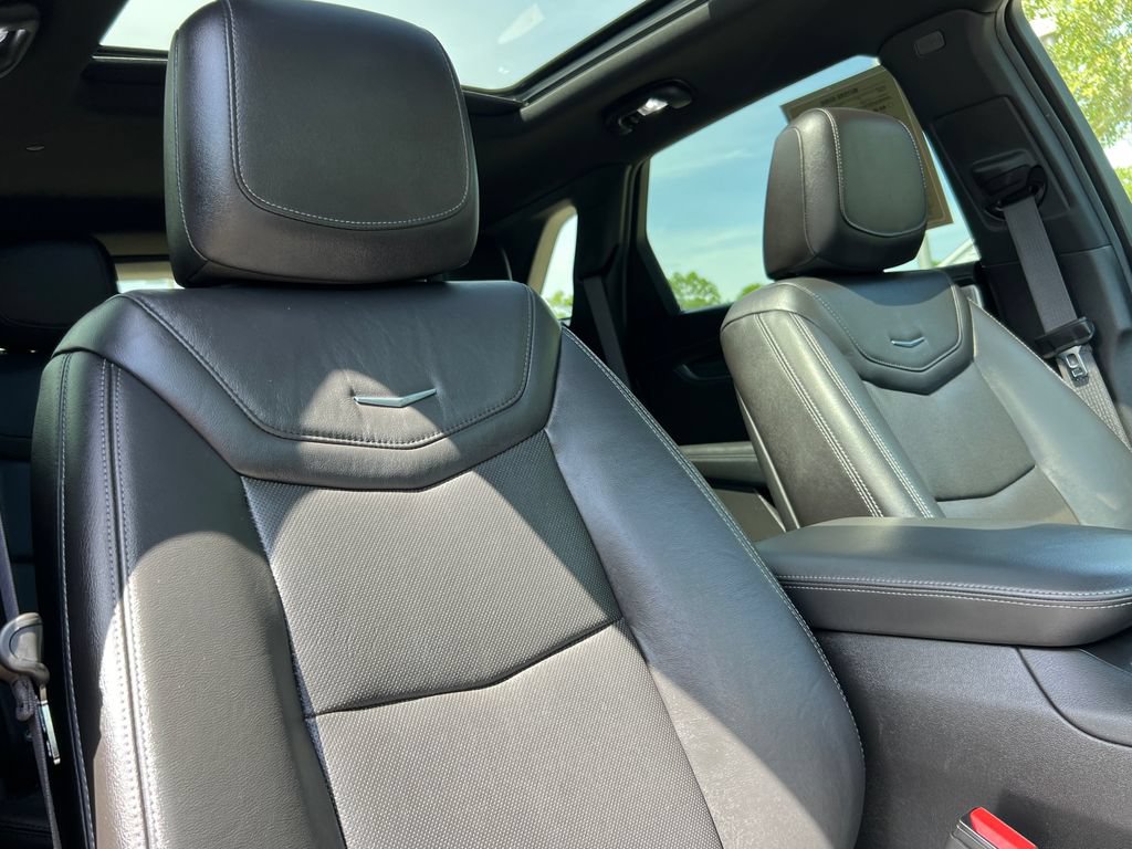 Used 2020 Cadillac XT5 Premium Luxury AWD/4WD image 24