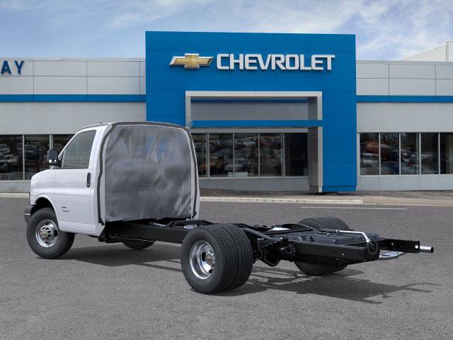 New 2026 Chevrolet Express 3500 w/ Power Convenience Package RWD image 31