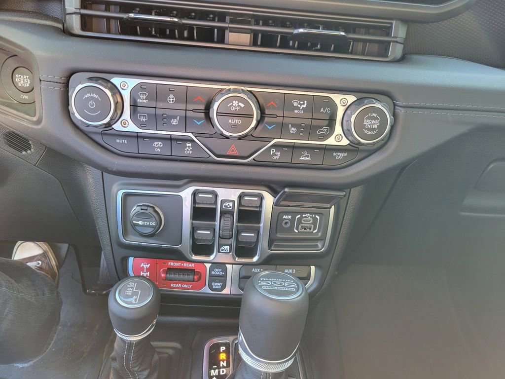 New 2025 Jeep Wrangler Unlimited Rubicon 392 image 30