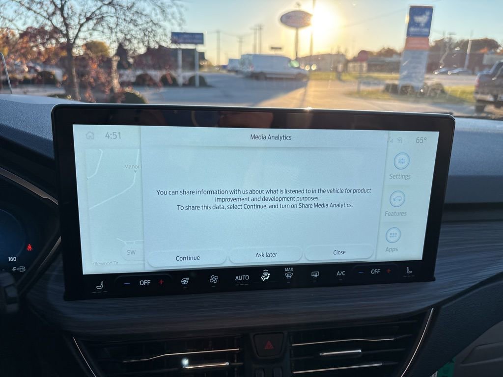 New 2026 Ford Escape SE w/ PHEV Premium Package image 13