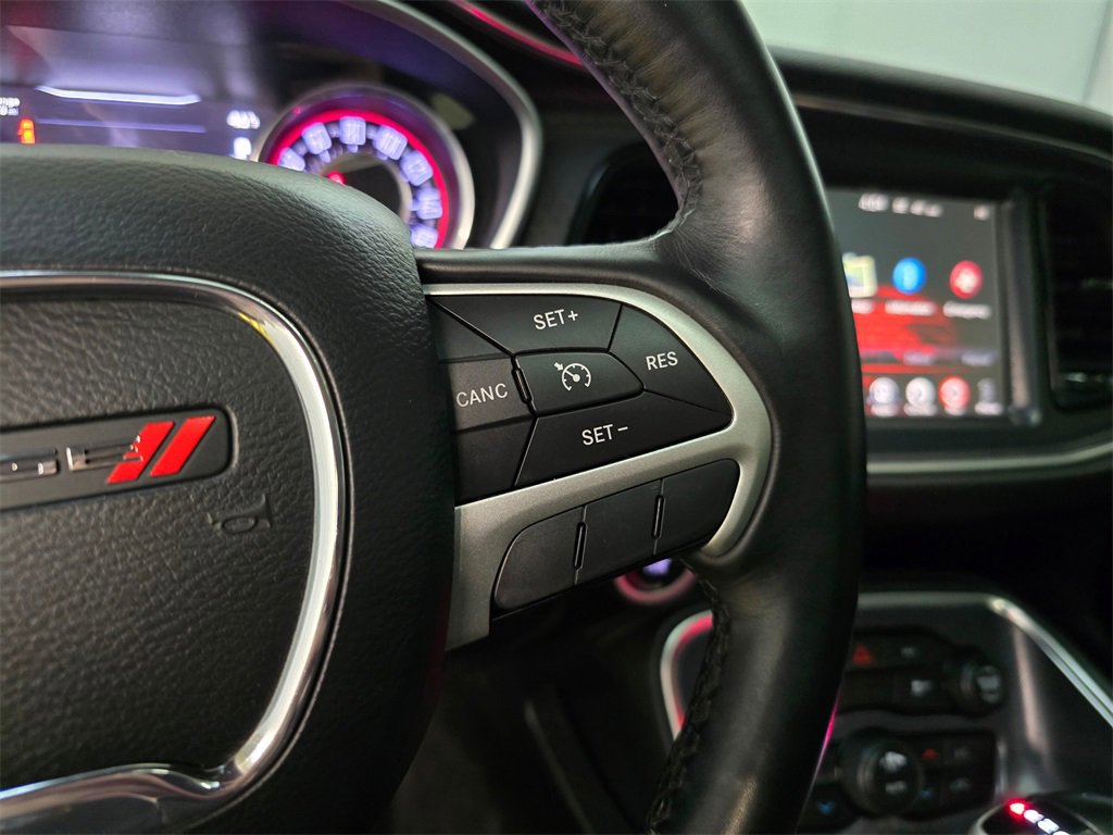 Used 2015 Dodge Challenger SXT Plus image 26