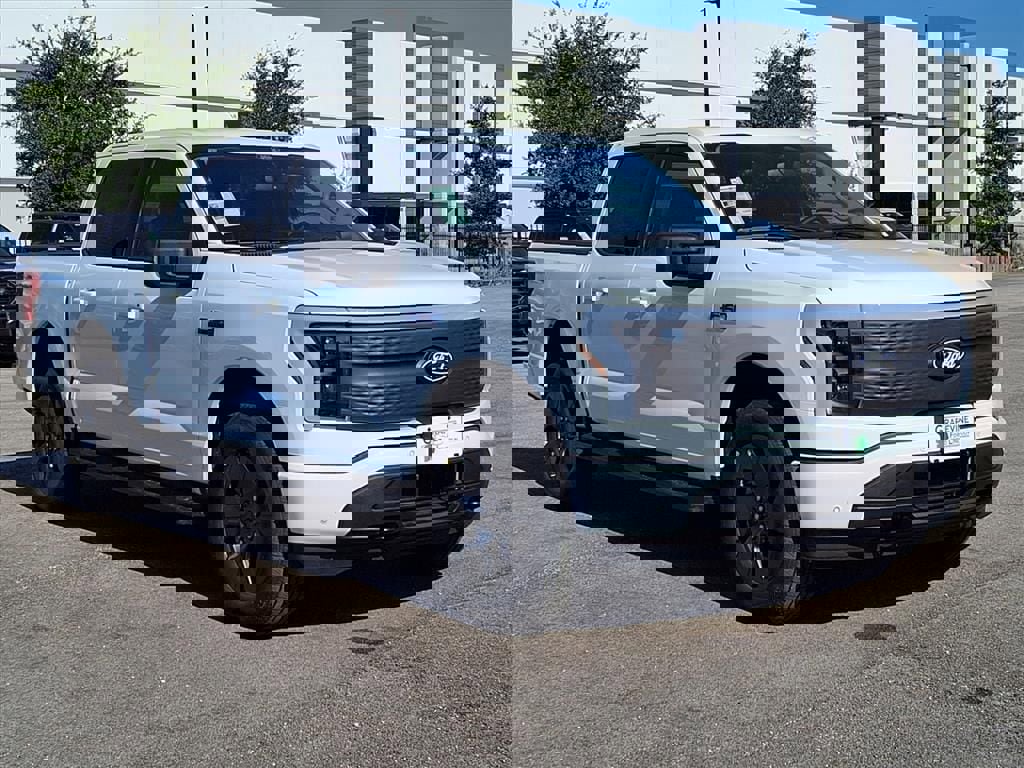 New 2025 Ford F150 Lightning Flash image 10