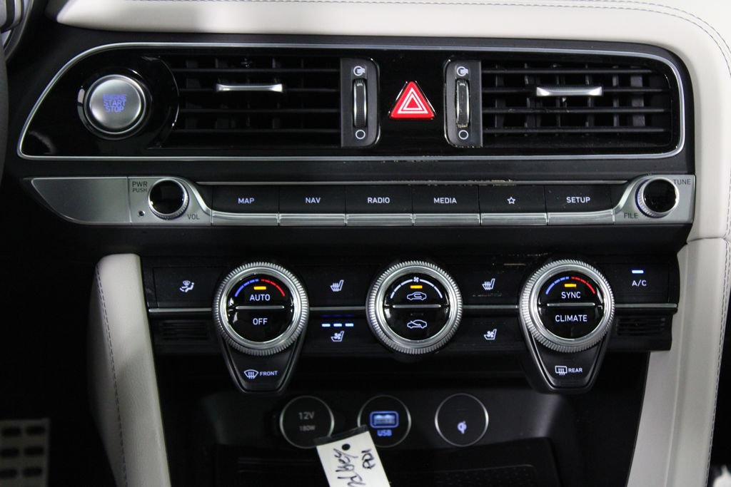 Used 2023 Genesis G70 2.0T w/ Sport Prestige Package RWD image 20