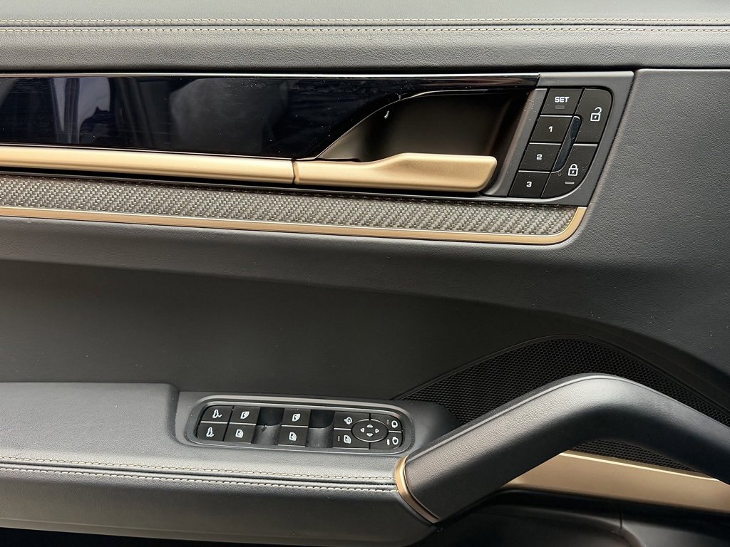 Certified 2025 Porsche Cayenne Turbo GT image 17