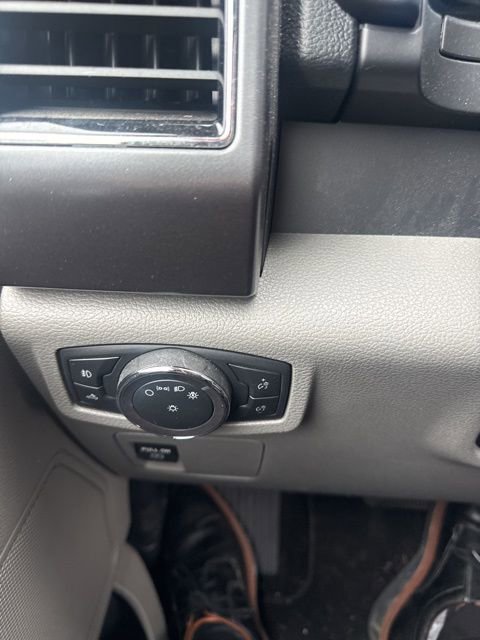 Used 2020 Ford F150 XLT image 22