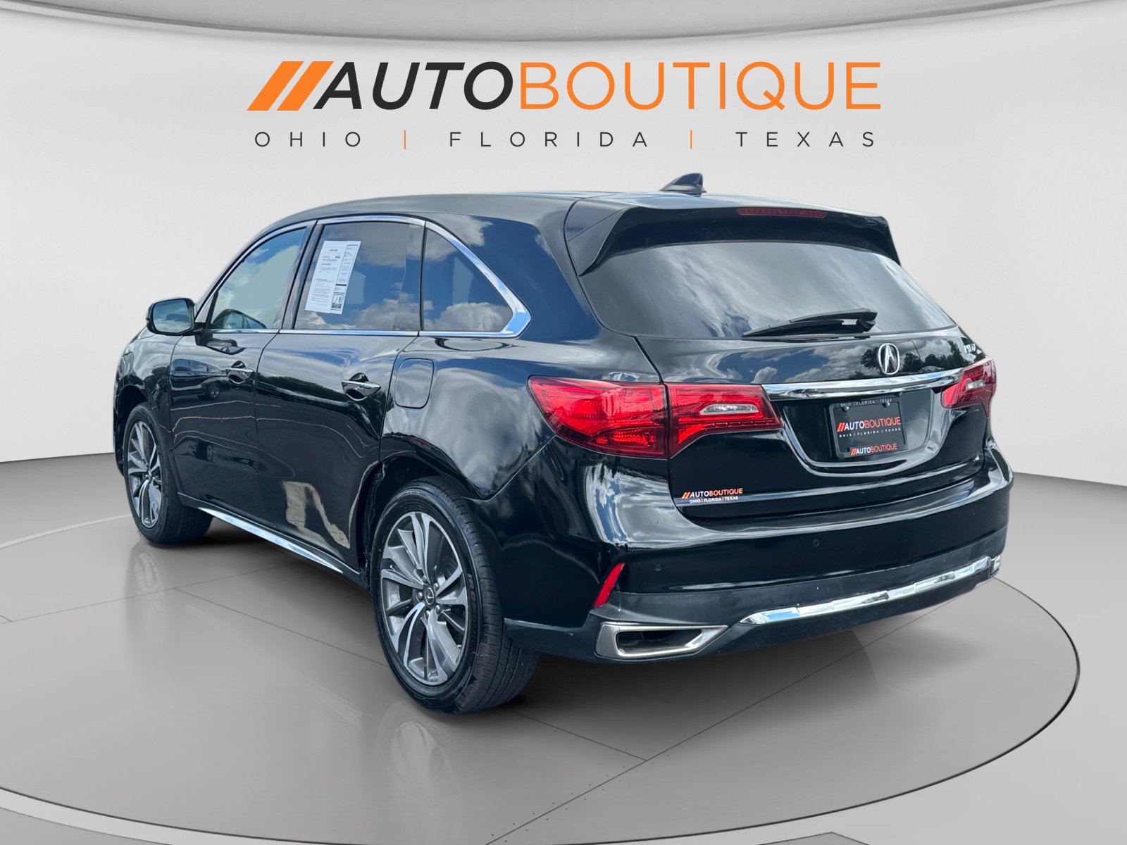 Used 2019 Acura MDX w/ Technology Package AWD/4WD image 3