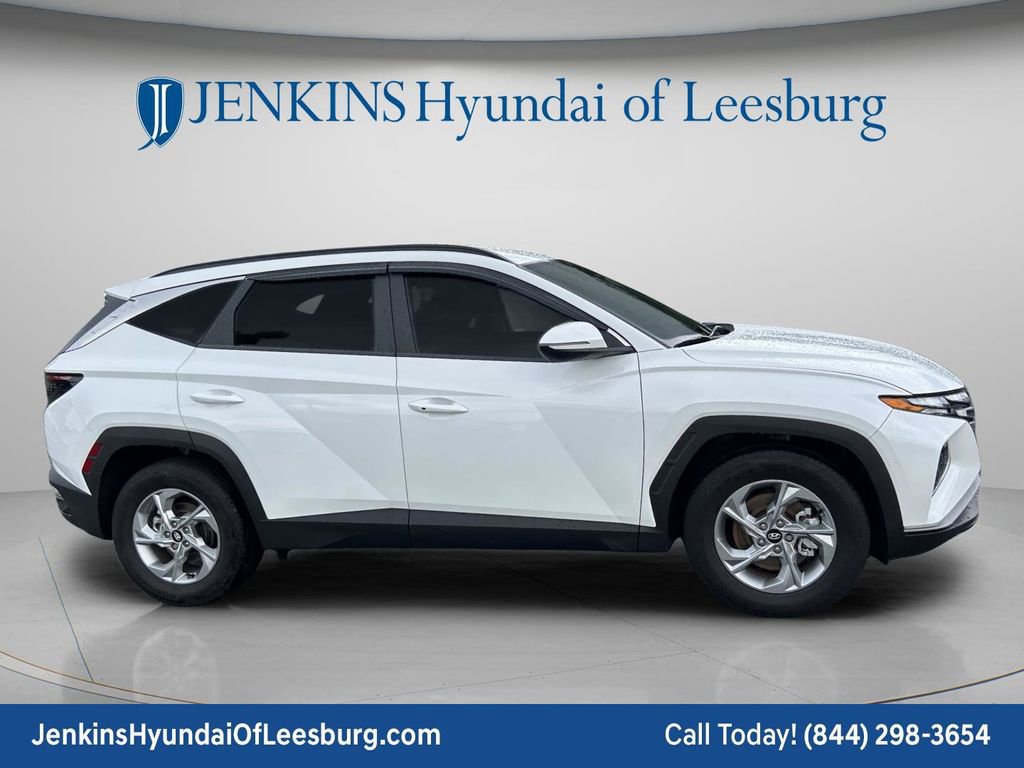 Certified 2022 Hyundai Tucson SEL w/ Cargo Package FWD image 2