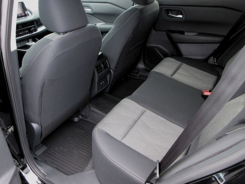 New 2026 Nissan Rogue SV w/ Cold Weather Package FWD image 10