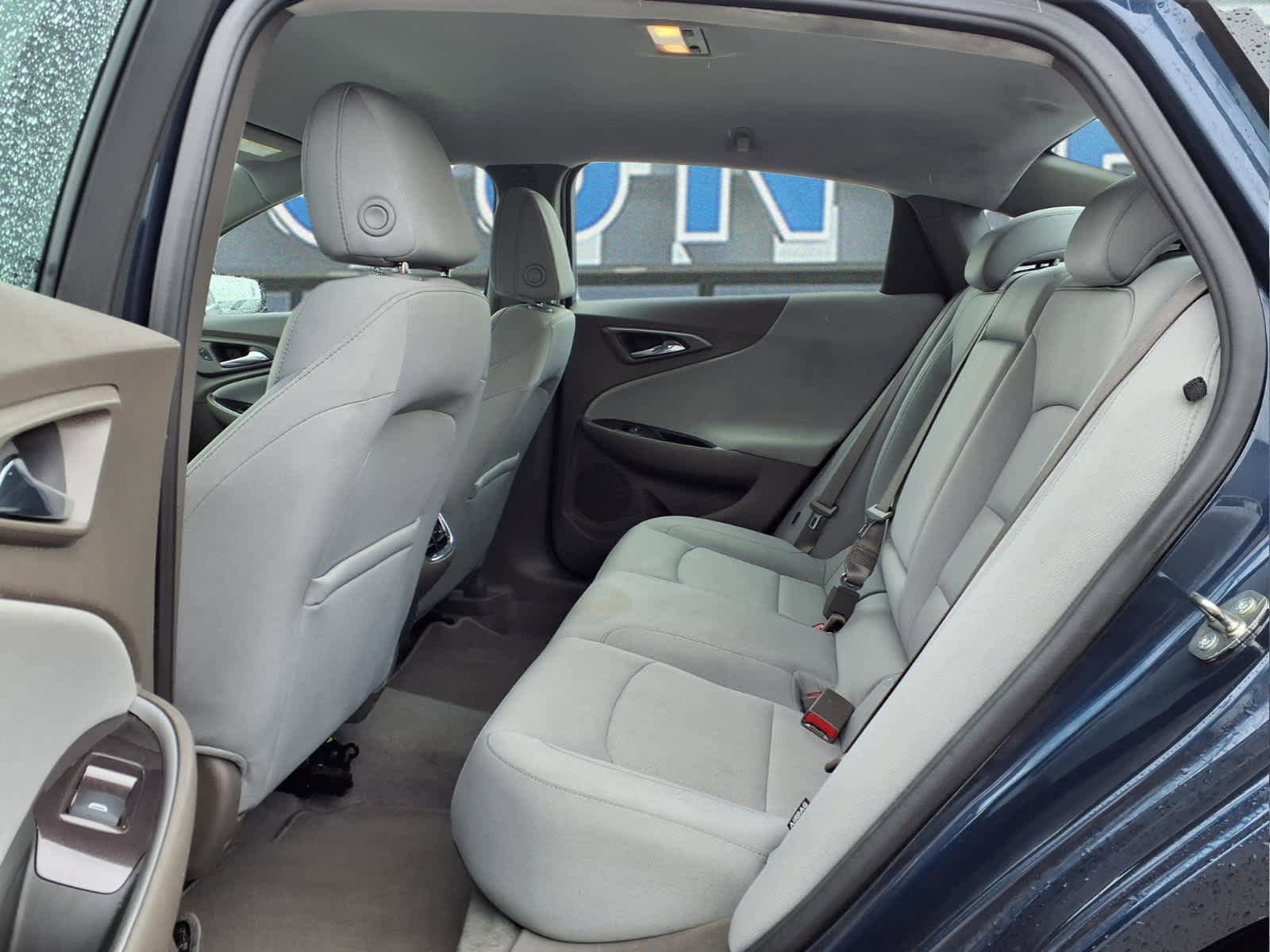 Used 2022 Chevrolet Malibu LT FWD image 9