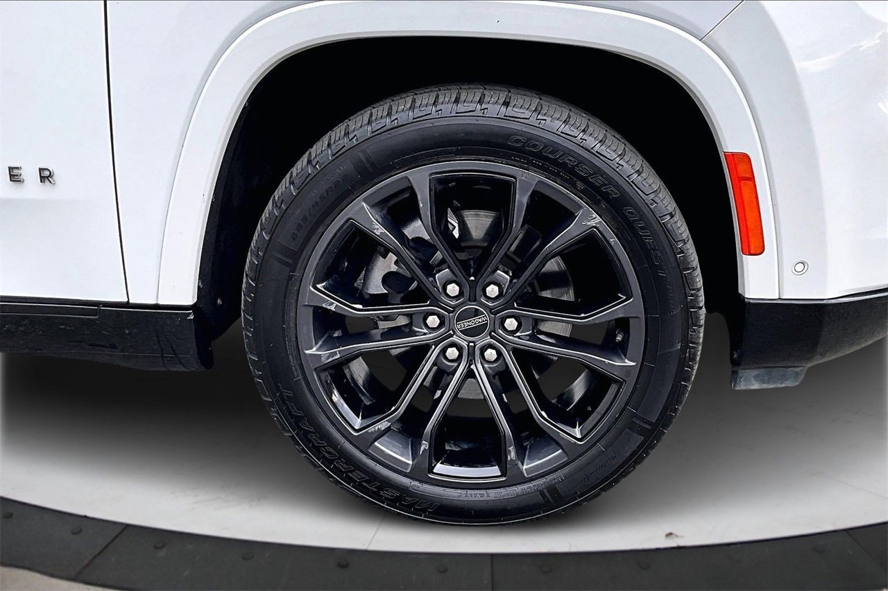 Certified 2024 Jeep Grand Wagoneer L Series II w/ Quick Order Packagew 28T image 35