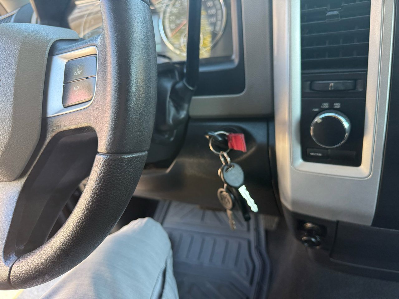 Used 2009 Dodge Ram 1500 Truck SLT image 45