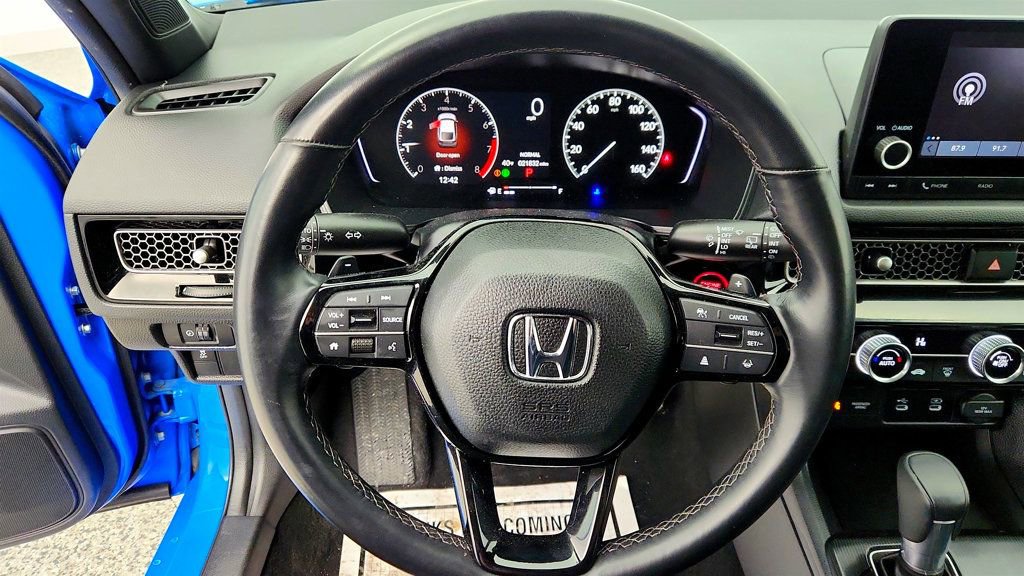 Used 2025 Honda Civic Sport image 11
